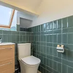 2 Proche Ecoles Et Metro