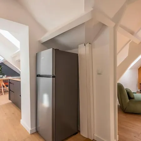 2 Proche écoles Et Métro Lille