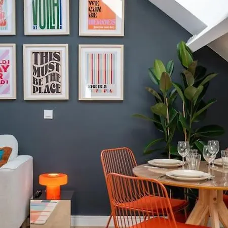 2 Proche écoles Et Métro Appartement