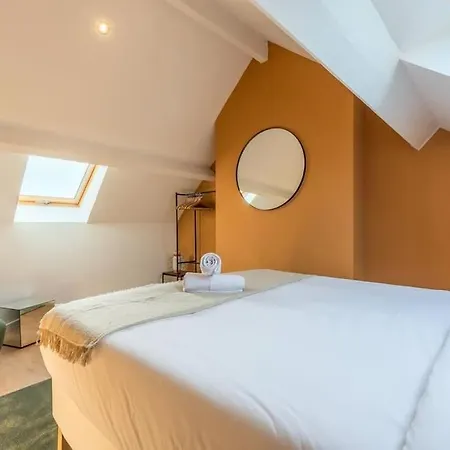 2 Proche écoles Et Métro *